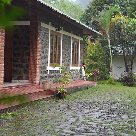 Dew Drops Farm Resorts Munnar Exterior photo